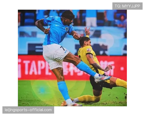 深圳新鹏城阿齐兹点球被扑 点球主罚效率有待提高